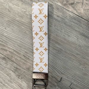L V Inspired Keychain/Wristlet-White/Gold/Gunmetal